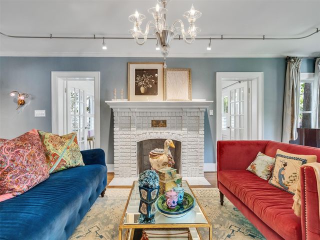 1836 Wroxton Road, Houston, TX 77005