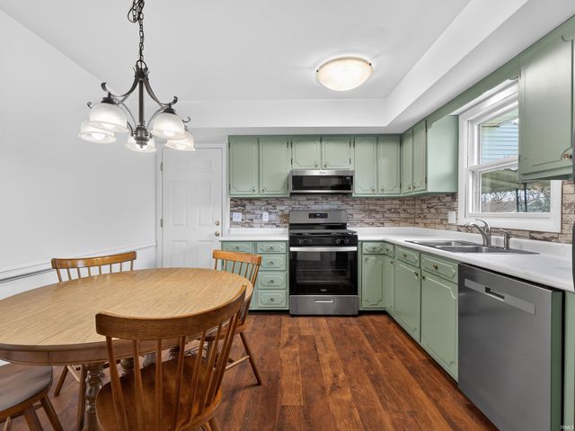 1705 Shalimar Court, Fort Wayne, IN 46808