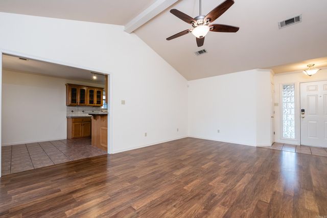 210 Chantilly Circle, Maumelle, AR 72113