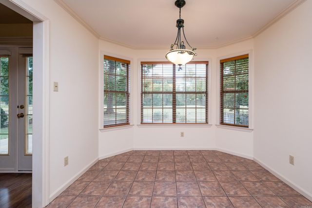 210 Chantilly Circle, Maumelle, AR 72113
