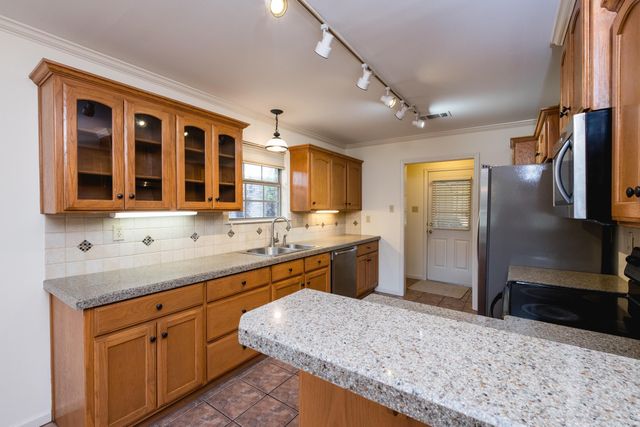 210 Chantilly Circle, Maumelle, AR 72113