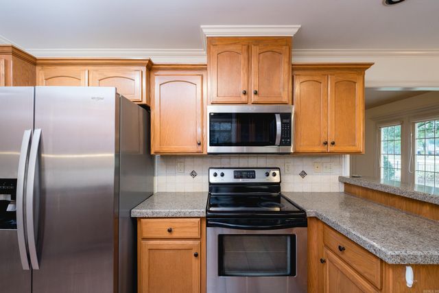 210 Chantilly Circle, Maumelle, AR 72113