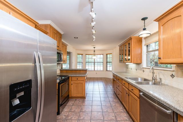210 Chantilly Circle, Maumelle, AR 72113