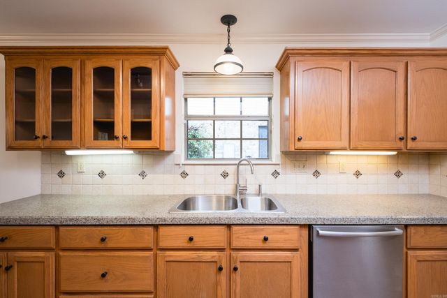 210 Chantilly Circle, Maumelle, AR 72113