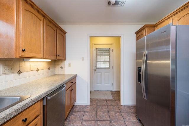 210 Chantilly Circle, Maumelle, AR 72113