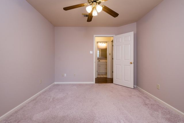 210 Chantilly Circle, Maumelle, AR 72113