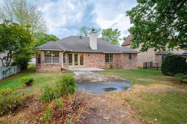 210 Chantilly Circle, Maumelle, AR 72113