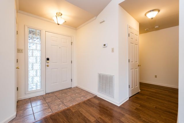 210 Chantilly Circle, Maumelle, AR 72113