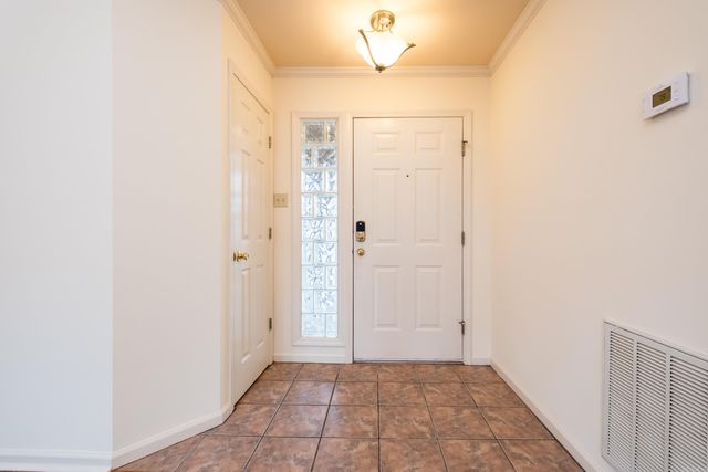 210 Chantilly Circle, Maumelle, AR 72113