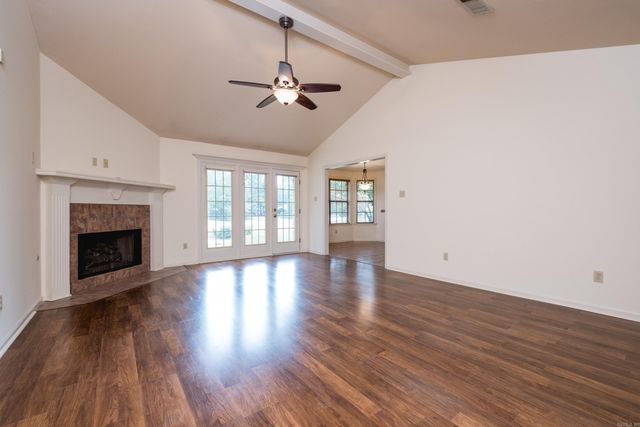 210 Chantilly Circle, Maumelle, AR 72113