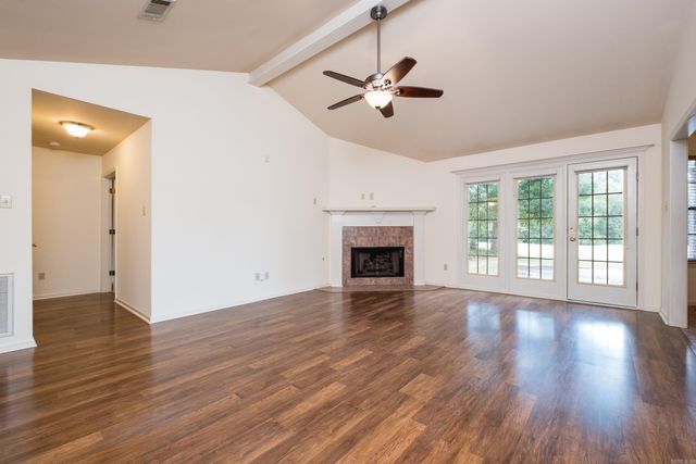 210 Chantilly Circle, Maumelle, AR 72113