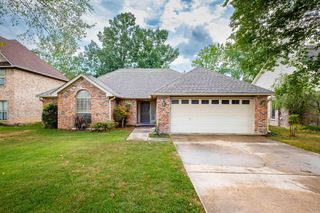 210 Chantilly Circle, Maumelle, AR 72113