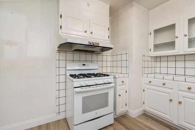 1633 N Thorne Avenue, Fresno, CA 93704