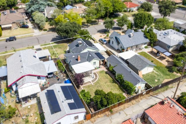 1633 N Thorne Avenue, Fresno, CA 93704