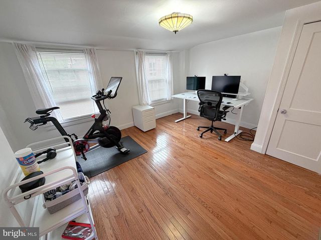 1943 WAVERLY ST, Philadelphia, PA 19146