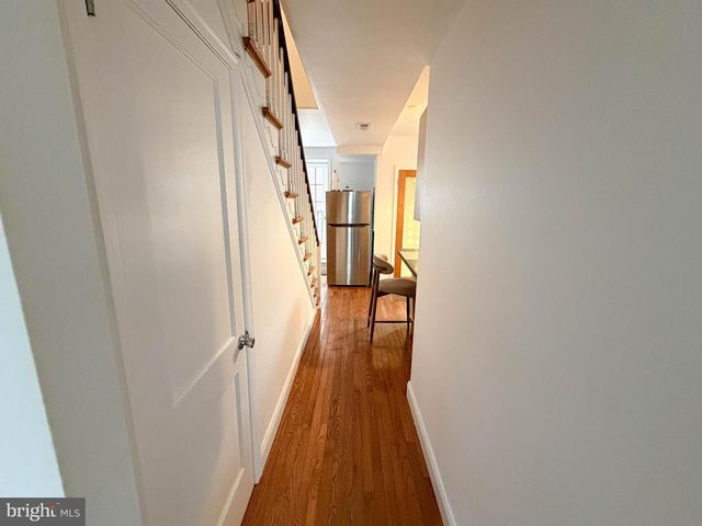 1943 WAVERLY ST, Philadelphia, PA 19146