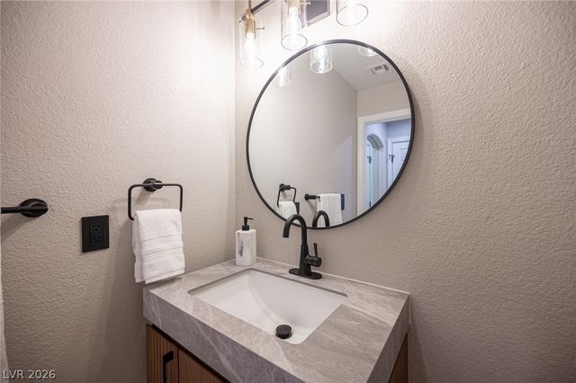 4139 Abernethy Forest Place, Las Vegas, NV 89141