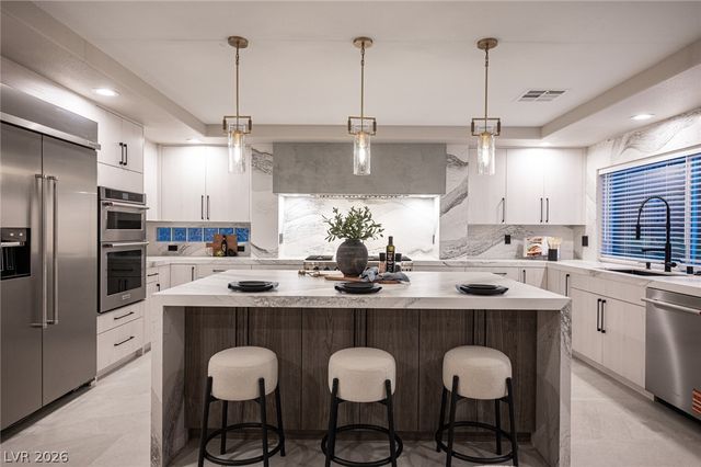 4139 Abernethy Forest Place, Las Vegas, NV 89141