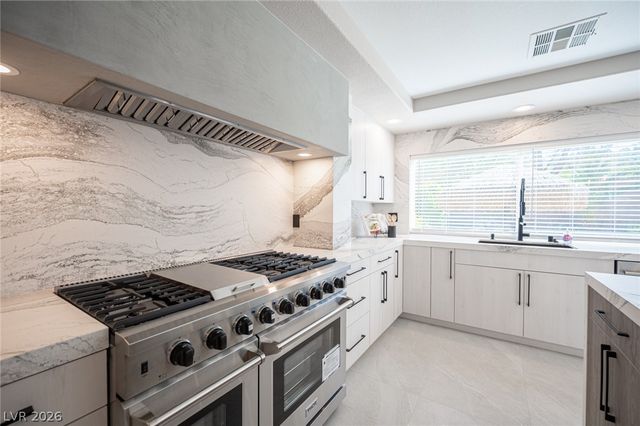 4139 Abernethy Forest Place, Las Vegas, NV 89141