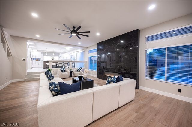 4139 Abernethy Forest Place, Las Vegas, NV 89141