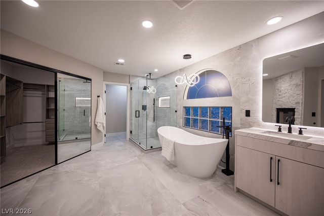 4139 Abernethy Forest Place, Las Vegas, NV 89141