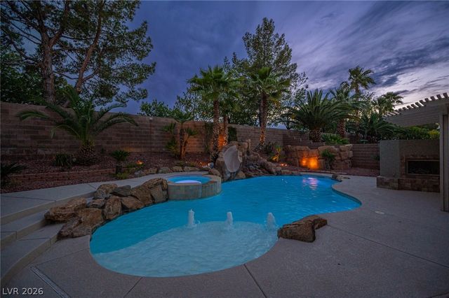 4139 Abernethy Forest Place, Las Vegas, NV 89141