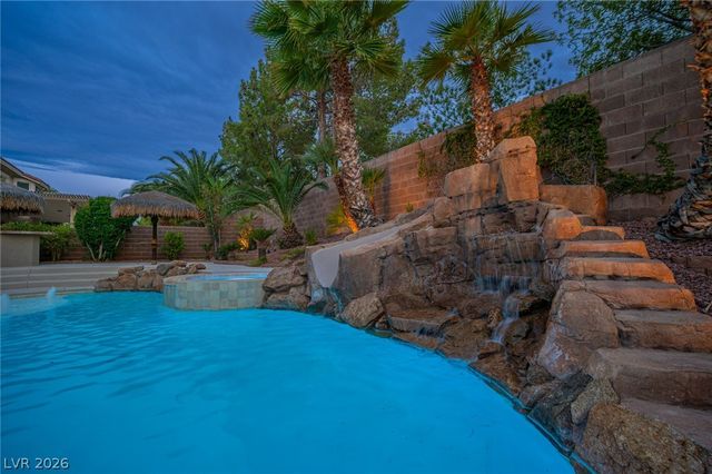 4139 Abernethy Forest Place, Las Vegas, NV 89141