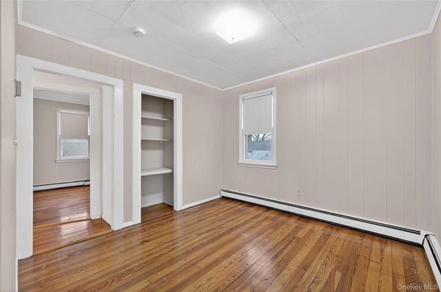 40 E 24th Street, Huntington Station, NY 11746