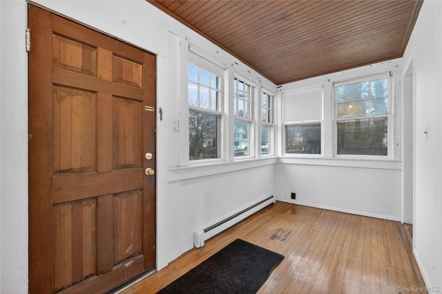 40 E 24th Street, Huntington Station, NY 11746