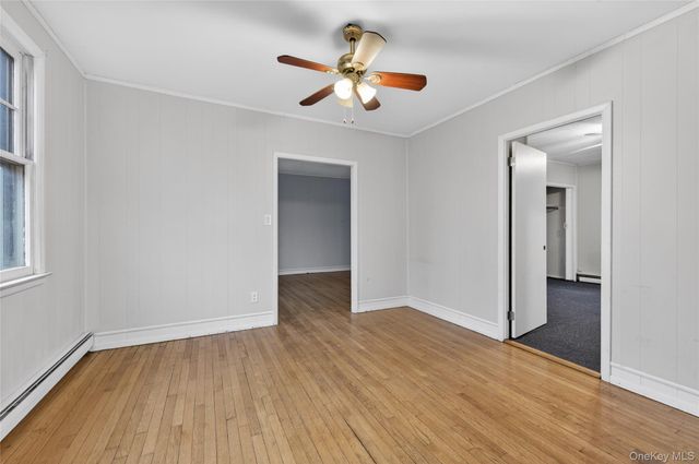 40 E 24th Street, Huntington Station, NY 11746