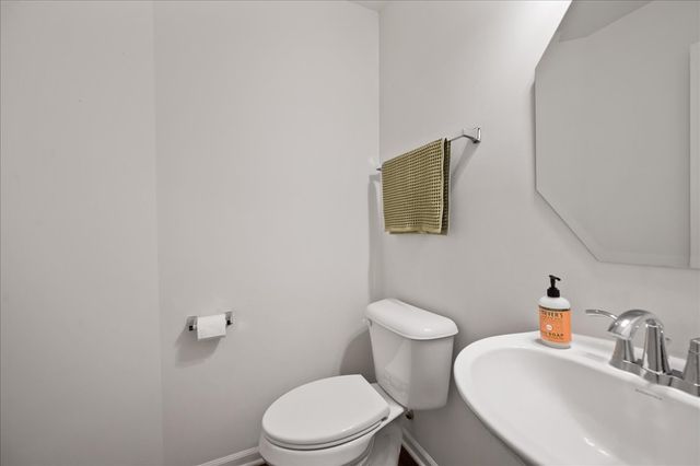 706 Springside Court, Oswego, IL 60543