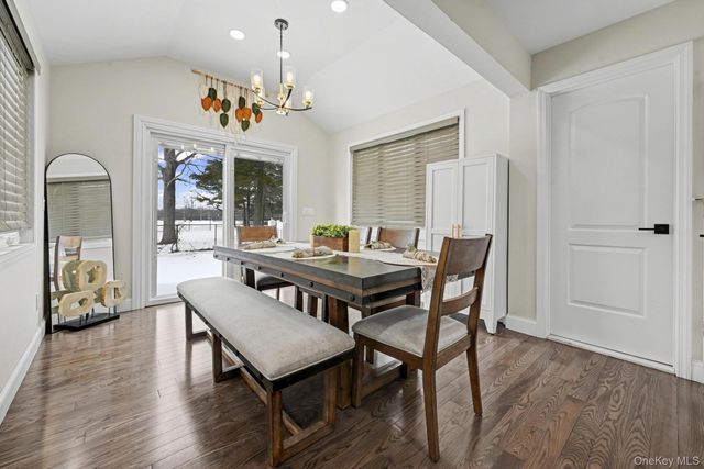 99 Kuhl Avenue, Hicksville, NY 11801