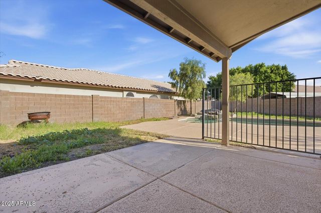 19519 N 53RD Drive, Glendale, AZ 85308