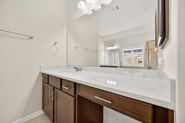 185 Sunray Creek Drive, Katy, TX 77493