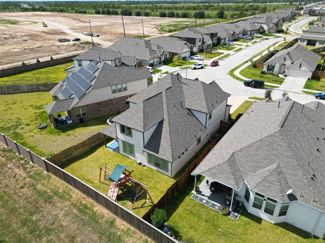 185 Sunray Creek Drive, Katy, TX 77493