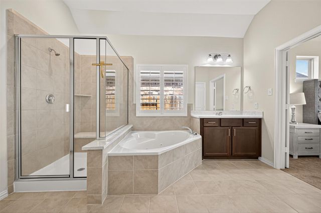 185 Sunray Creek Drive, Katy, TX 77493