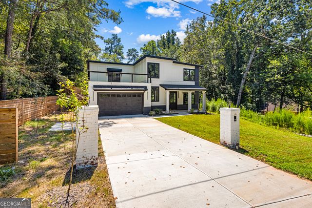 6465 Yacht Club Road, Flowery Branch, GA 30542