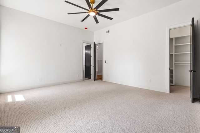 6465 Yacht Club Road, Flowery Branch, GA 30542