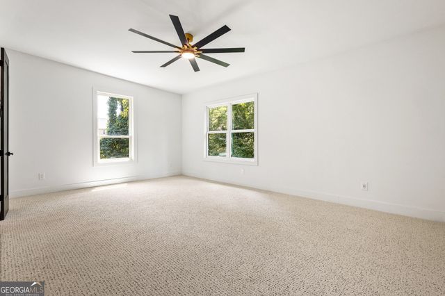 6465 Yacht Club Road, Flowery Branch, GA 30542