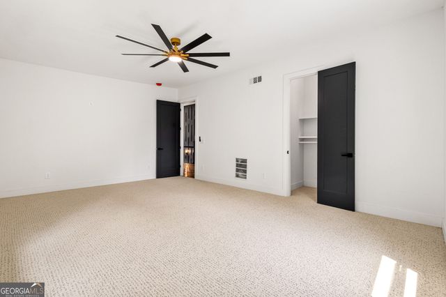 6465 Yacht Club Road, Flowery Branch, GA 30542