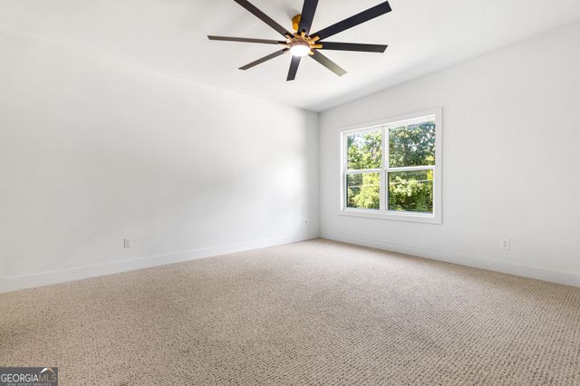 6465 Yacht Club Road, Flowery Branch, GA 30542