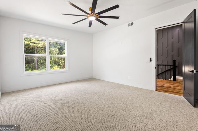 6465 Yacht Club Road, Flowery Branch, GA 30542