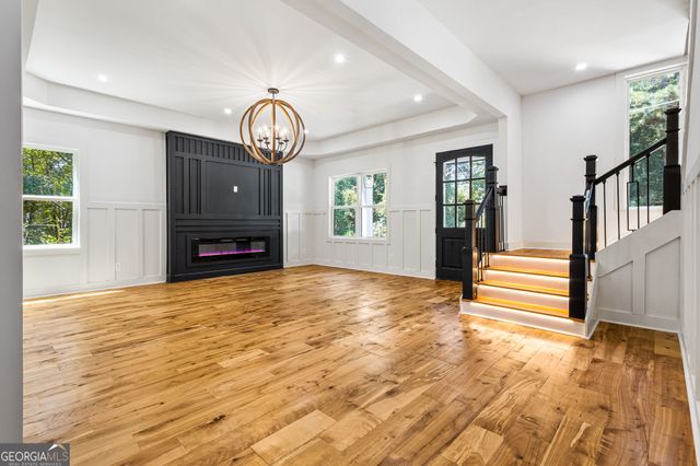 6465 Yacht Club Road, Flowery Branch, GA 30542
