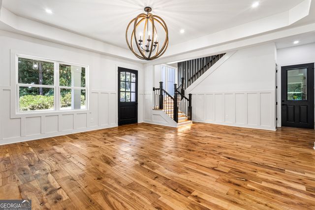 6465 Yacht Club Road, Flowery Branch, GA 30542