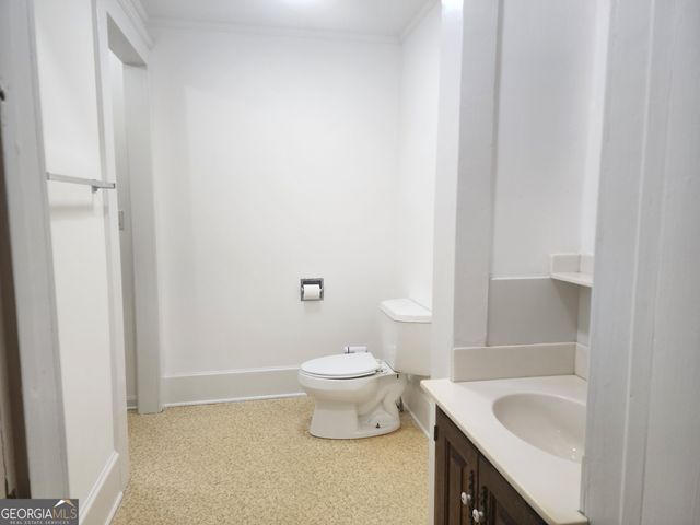 121 Cook Street, Royston, GA 30662