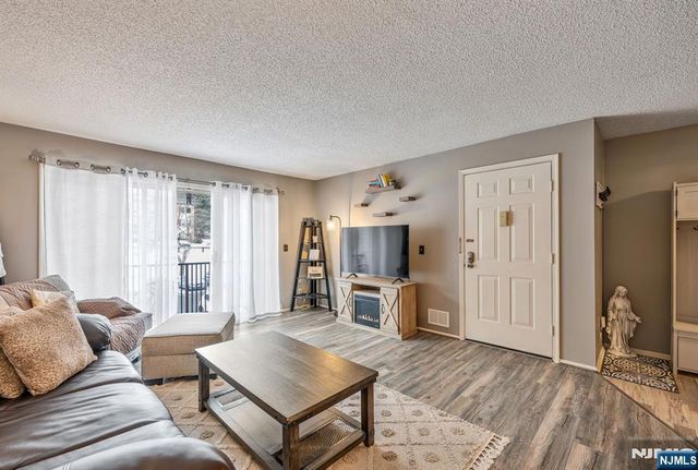 197 Robertson Way 917, Lincoln Park Borough, NJ 07035