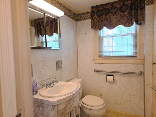 44 Betsey Williams Drive, Cranston, RI 02905