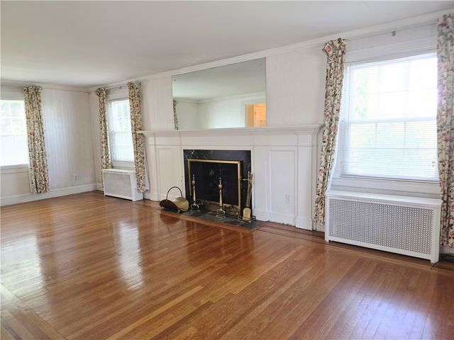 44 Betsey Williams Drive, Cranston, RI 02905