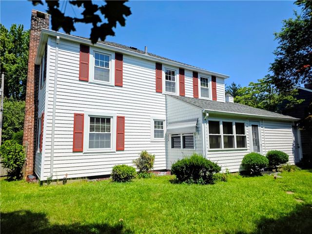 44 Betsey Williams Drive, Cranston, RI 02905
