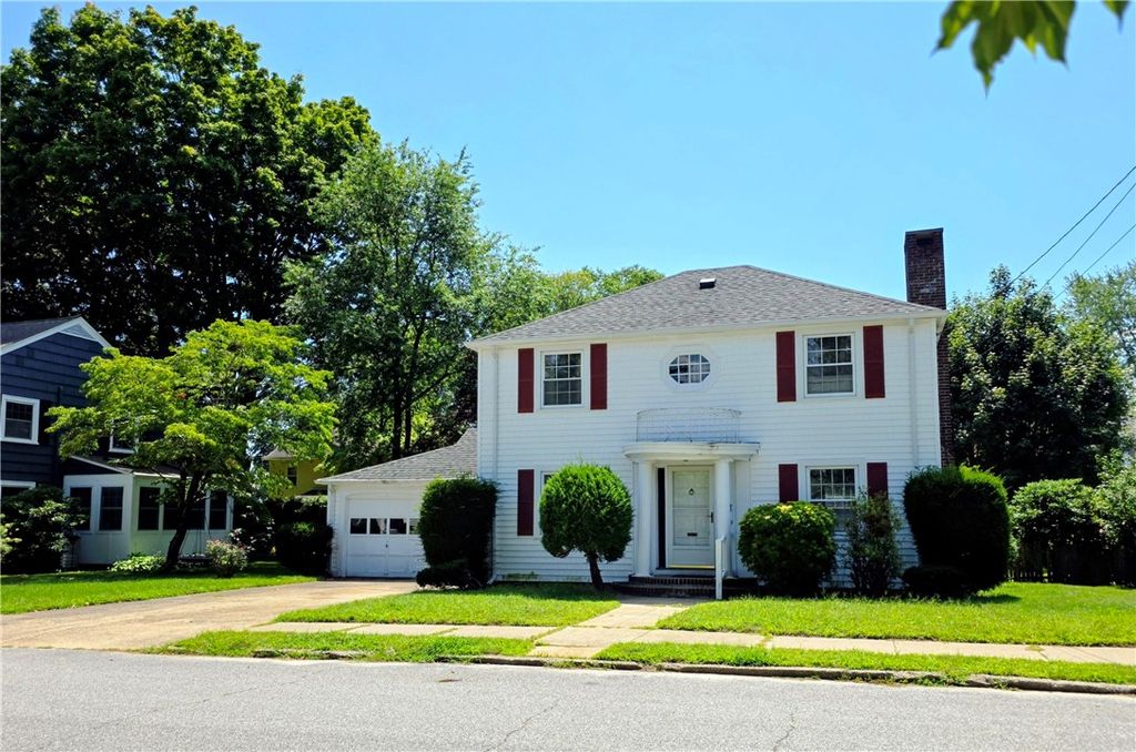 44 Betsey Williams Drive, Cranston, RI 02905